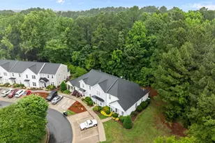 3021 White Cloud Cir, Apex, NC 27502 - Photo 2