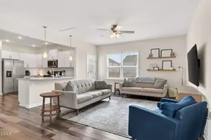 2212 Fairway Green Dr, Fuquay Varina, NC 27526 - Photo 4