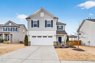 2212 Fairway Green Dr, Fuquay Varina, NC 27526 - Photo 1