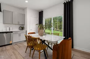 340 Scottsdale Dr, Sanford, NC 27330 - Photo 4