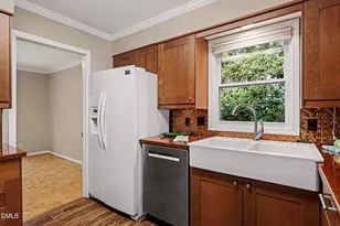 2477 Foxwood Dr, Chapel Hill, NC 27514 - Photo 8