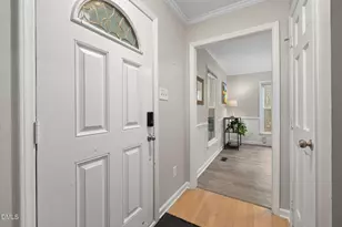 3116 Avondale Ct, Raleigh, NC 27613 - Photo 8