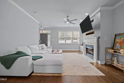 132 Ashton Hall Lane, Raleigh, NC 27609 - Photo 2