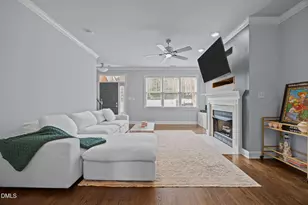 132 Ashton Hall Ln, Raleigh, NC 27609 - Photo 2