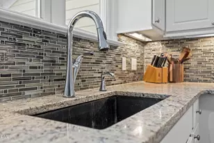 132 Ashton Hall Ln, Raleigh, NC 27609 - Photo 10
