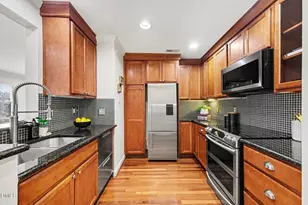 730 Washington St, Raleigh, NC 27605 - Photo 8