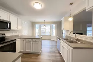 100 Broken Lance Dr, Youngsville, NC 27596 - Photo 2