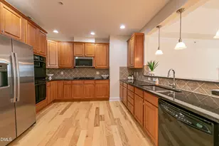 10510 Rosegate Ct, Raleigh, NC 27617 - Photo 6