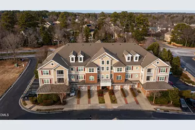 10510 Rosegate Court #301, Raleigh, NC 27617 - Photo 4