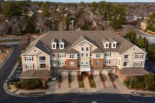 10510 Rosegate Ct, Raleigh, NC 27617 - Photo 4