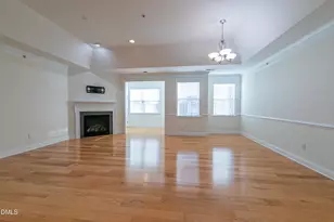 10510 Rosegate Ct, Raleigh, NC 27617 - Photo 18