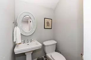 2833 Claremont Rd, Raleigh, NC 27608 - Photo 24