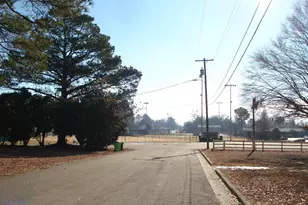 202 N Wayne Ave, Dunn, NC 28334 - Photo 10