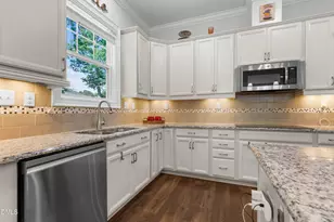 209 Mystic Pine Pl, Apex, NC 27539 - Photo 10