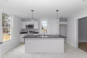 305 E Harnett St, Benson, NC 27504 - Photo 12