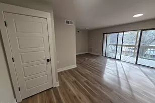 500 Umstead Dr, Chapel Hill, NC 27516 - Photo 6