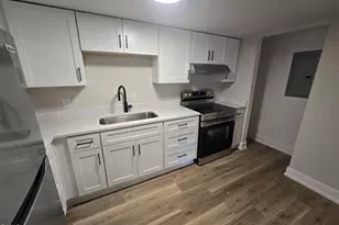 500 Umstead Dr, Chapel Hill, NC 27516 - Photo 12