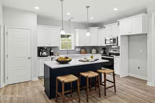 1709 Elizabeth Dr, Kinston, NC 28504 - Photo 8