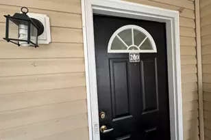 2500 Huntscroft Ln, Raleigh, NC 27617 - Photo 4