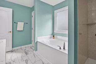 508 Heathridge Ln, Cary, NC 27513 - Photo 36