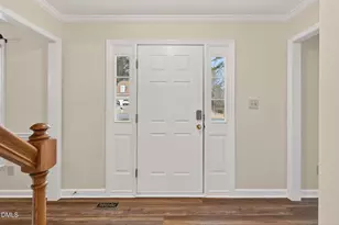 508 Heathridge Ln, Cary, NC 27513 - Photo 6