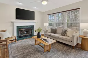 508 Heathridge Ln, Cary, NC 27513 - Photo 14