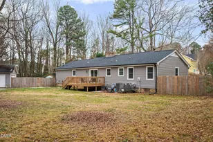 5620 Old Forge Cir, Raleigh, NC 27609 - Photo 8