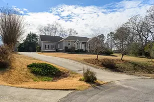 3405 Apple Meadow Dr, Fuquay Varina, NC 27526 - Photo 2