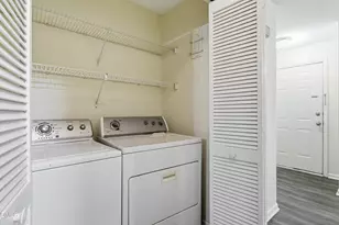 2059 Trexler Ct, Raleigh, NC 27606 - Photo 16