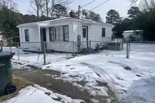 200 Jasper St, Fayetteville, NC 28301 - Photo 2