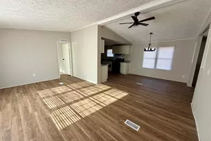 2000 Woods Crossroads Rd, Benson, NC 27504 - Photo 8