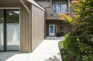 6 Weybridge Pl, Chapel Hill, NC 27517 - Photo 4