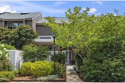 6 Weybridge Place, Chapel Hill, NC 27517 - Photo 2