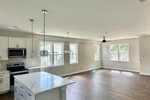 332 Hamilton St, Henderson, NC 27536 - Photo 6