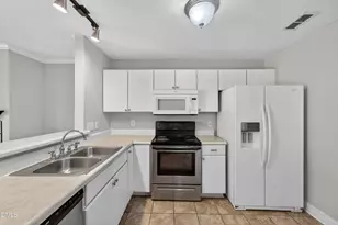 331 Bubble Creek Ct, Fayetteville, NC 28311 - Photo 12