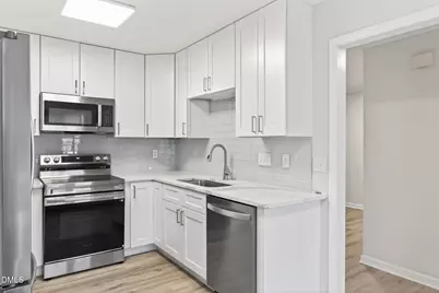 6906 Saxby Court, Raleigh, NC 27613 - Photo 8