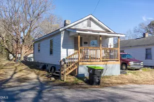 631 Marshall St, Henderson, NC 27536 - Photo 6