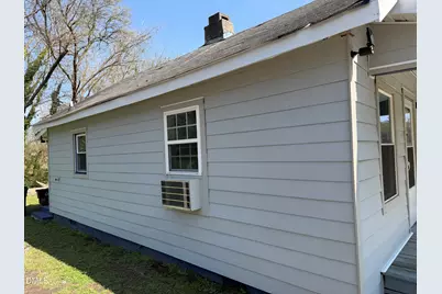 631 Marshall Street, Henderson, NC 27536 - Photo 2