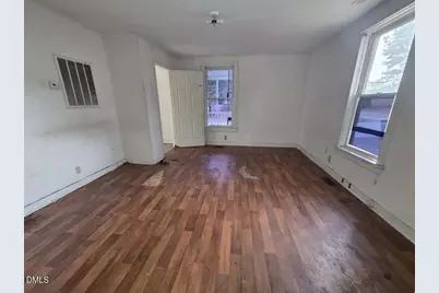 206 S Ethel Street, Selma, NC 27576 - Photo 2