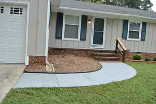 633 Duke Dr, Raleigh, NC 27609 - Photo 10