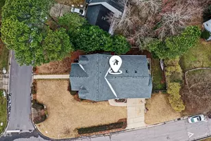 100 Ferncroft Ct, Cary, NC 27519 - Photo 4