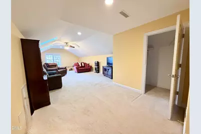 100 Ferncroft Court, Cary, NC 27519 - Photo 32