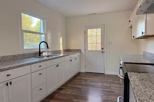 2222 Sunset Hills Dr, Burlington, NC 27215 - Photo 6