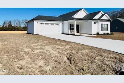 201 E Sillinger Drive, Goldsboro, NC 27534 - Photo 2
