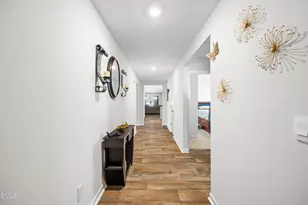 1441 N Wilshire Ct, Kinston, NC 28504 - Photo 4