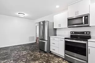 7 Travis Cir, Durham, NC 27713 - Photo 14