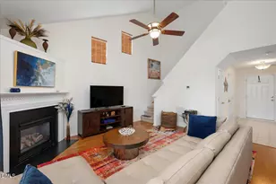 1048 Stormy Ln, Raleigh, NC 27610 - Photo 8