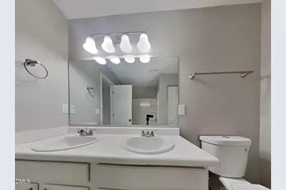 26 Streamwood Way, Clayton, NC 27527 - Photo 8