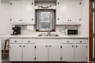 1303 Colonial Ave, Greenville, NC 27834 - Photo 18