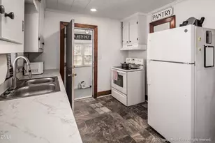 1303 Colonial Ave, Greenville, NC 27834 - Photo 20